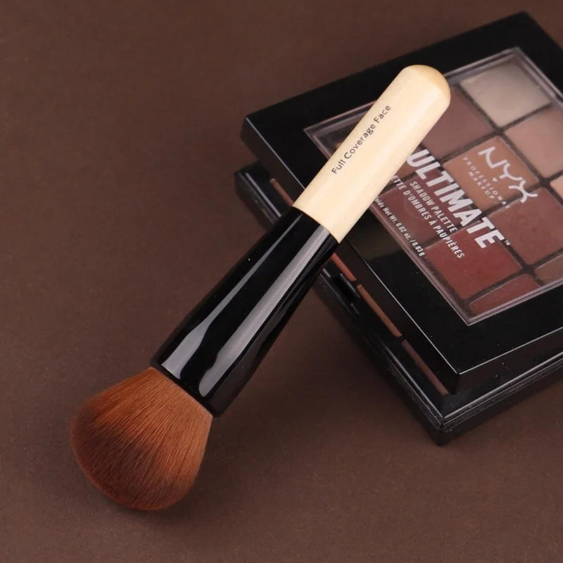 Description Picture 3 of itemLuxury Champagne Makeup Brushes Flat Top Foundation Brush Large Face Brush Repair Brush Contour Brush for Liquid Cream Powder