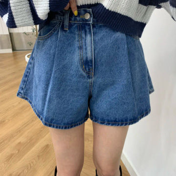 Korean chic summer vintage everything high waist thin one grain buckle A word wide leg washed blue denim shorts girls