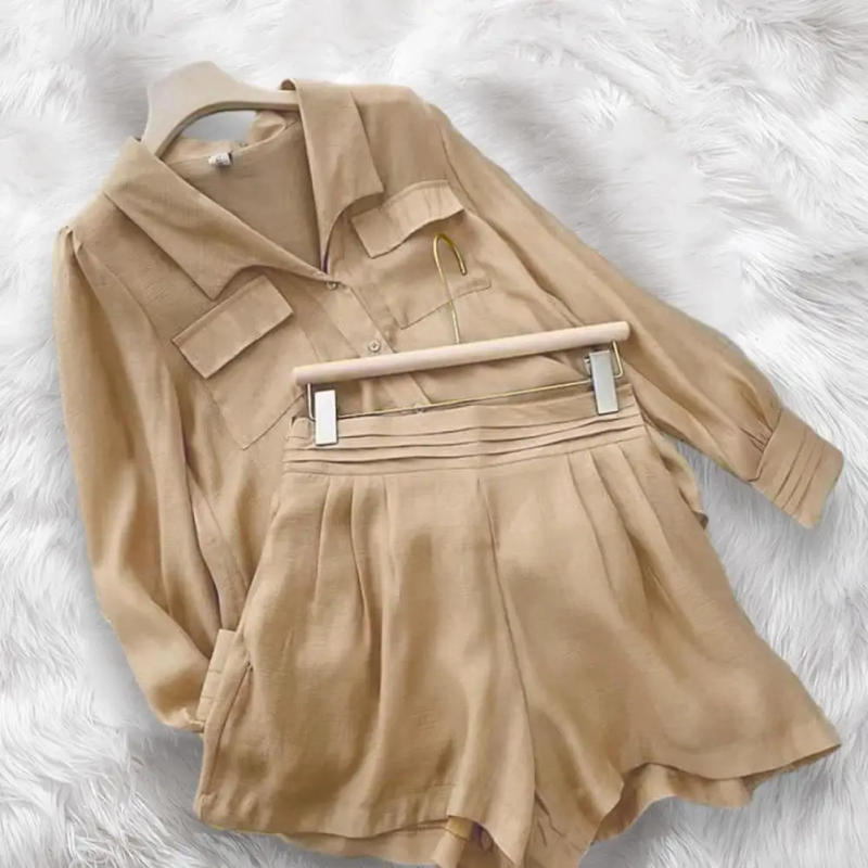 Description Picture 6 of item2Pcs/Set Women Shirt Shorts Lapel Patch Pockets Lady Top Shorts Set Single-breasted Loose Top Elastic Waist Shorts Set