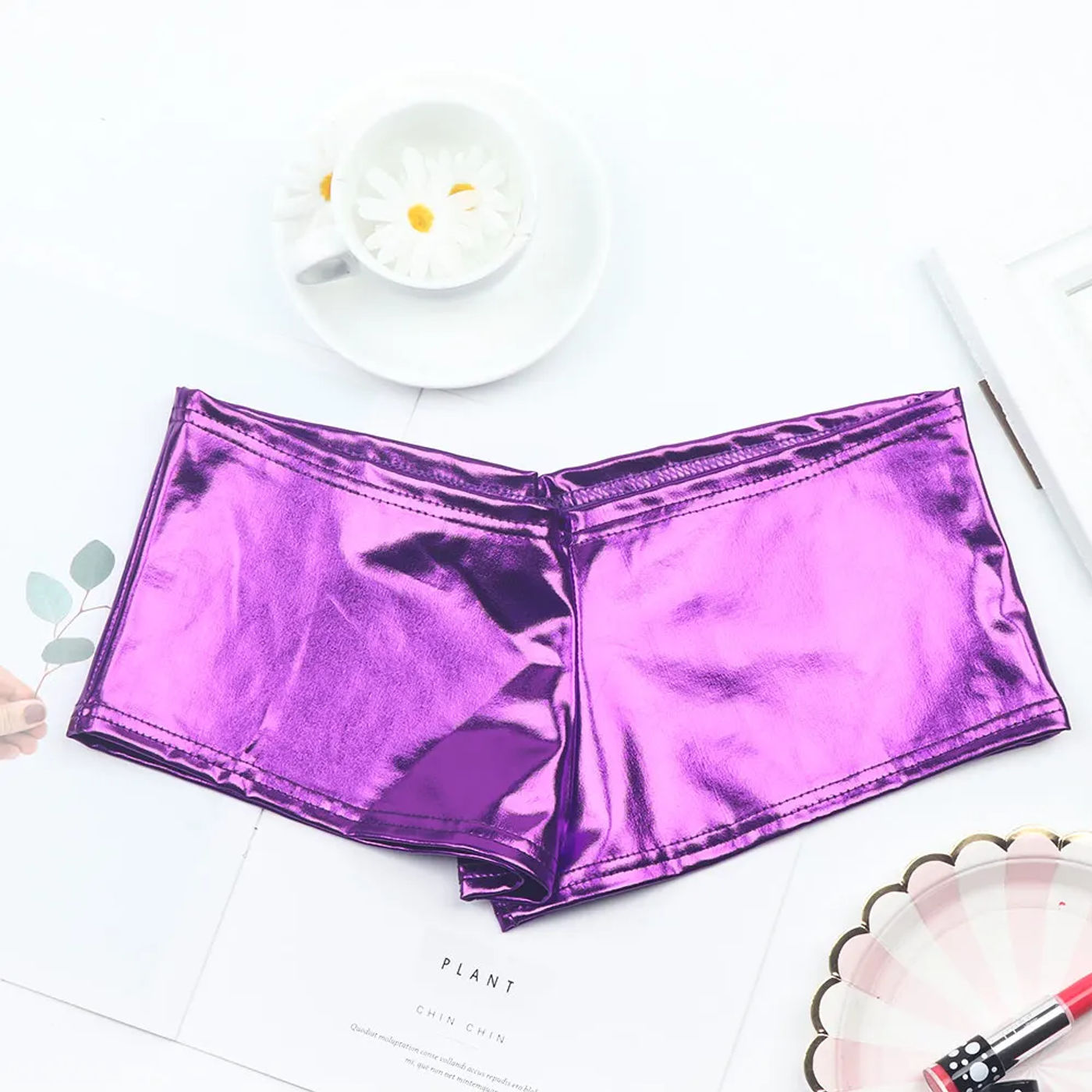 Description Picture 4 of itemPU Patent Leather Shorts Glitter Sexy Pole Dance Boot Shorts Mini Short Women Club Wear Pantalón Corto Sexy Panties Shorts