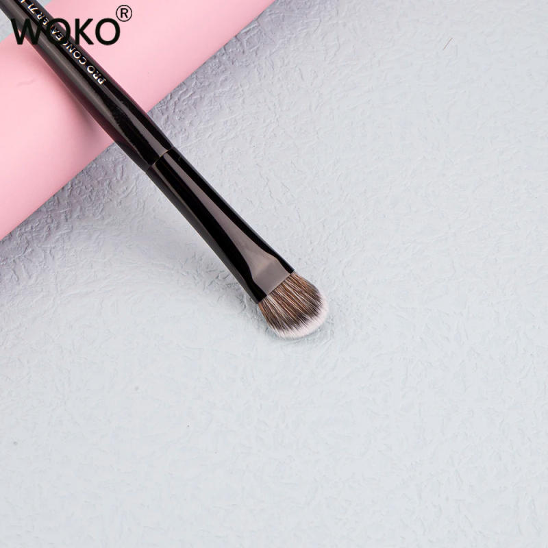 Description Picture 5 of itemPRO 71 Concealer Brush Buildable Coverage Concealer Blending Makeup Brush Professional Concealer Liquid Cream Sticks Makeup Tool