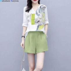 Women's Summer New Two Piece Loose Tops and Loose Shorts Casual Fashion Suit for Women V-Neck Print Retro Style Two Piece Set