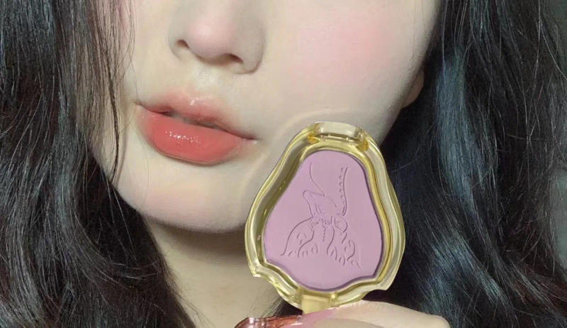 Description Picture 5 of item3D Relief Powder Blusher Face Makeup Cute Deer Blush Palette Rose Brown Natural Matte Mineral Cheek Contour Shadow Rouge Tint