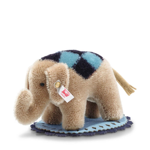 Slide 7338a4f042bb448aa5a1f9f1b7bcd5dc