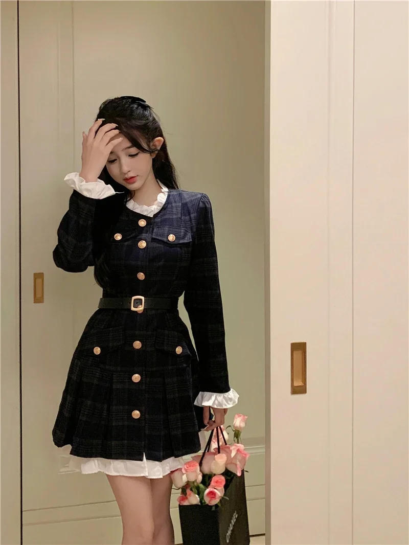 Description Picture 4 of itemFrench Vintage Autumn Women Korean Fashion Elegant Party Mini Dress Female Long Sleeve Sweet One-piece Dress 2023 New