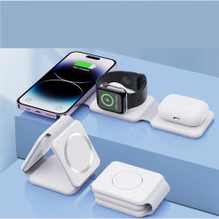 3 in 1 Foldable Fast Wireless Charger for iPhone 14/Pro/Max/Plus/13/12 Series, AirPods 3/2 Pro, Apple Watch/iWatch Trip Charger