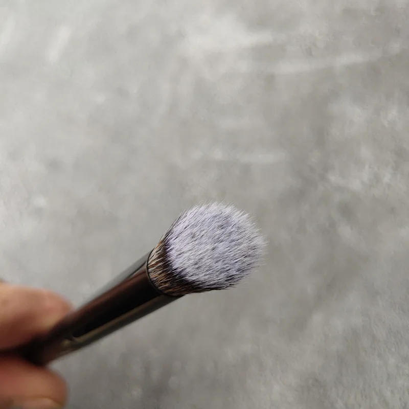 Description Picture 4 of itemKarsyngirl 1Pcs Nose Shadow Brush Angled Contour Makeup Brushes Face Bronzer Nose Silhouette Eyeshadow Cosmetic Blending