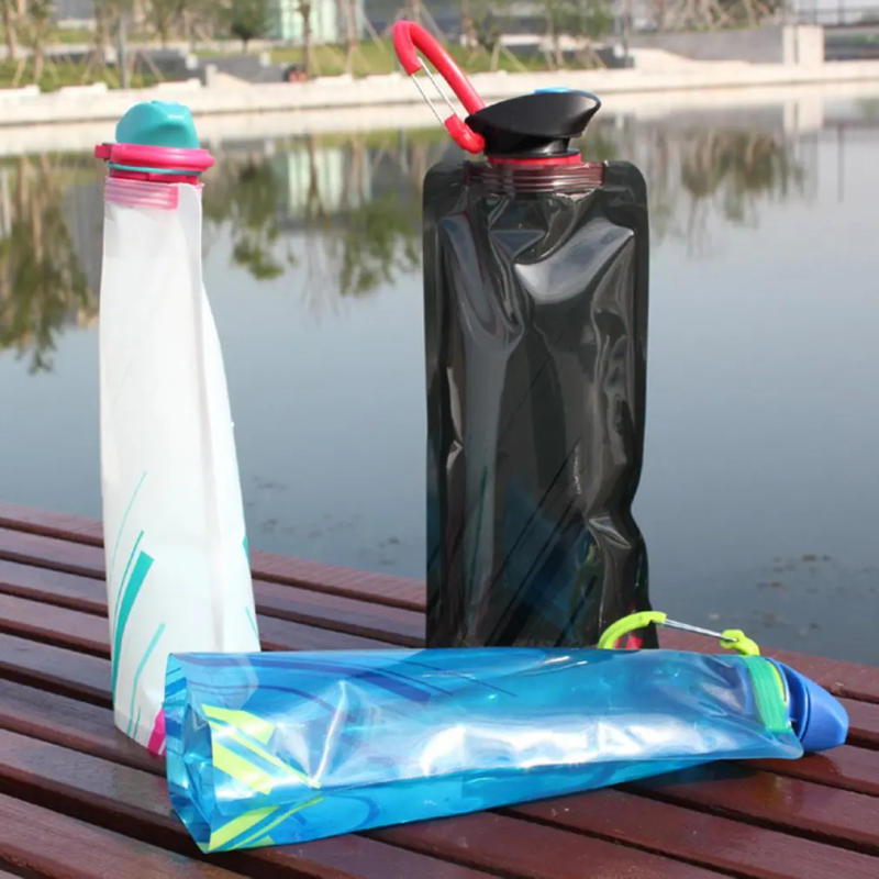 Description Picture 3 of item700ml Big Capacity Reusable Travel Portable Flexible Collapsible Foldable Bottles Water Bag For Sports Hiking Camping Outdoor