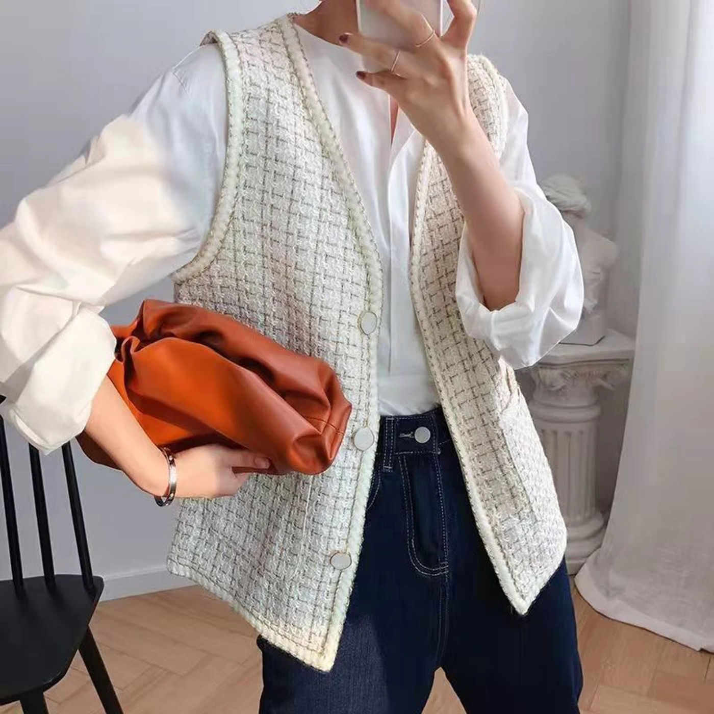 Description Picture 3 of itemZoki Japan Women Sweet Tweed Vest Fashion Fall Casual Elegant Vest Jacket Design Office Lady Loose V Neck Chic All Match Outwear