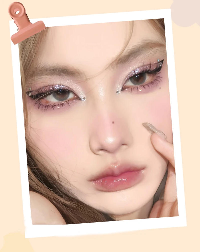 Description Picture 3 of itemMakeup Kit Liquid Eyeliner Brighten Glitter Shadow Silkworm Pen Four-color Matte Eye Shadow Palette 3Pcs Makeup Sets Box