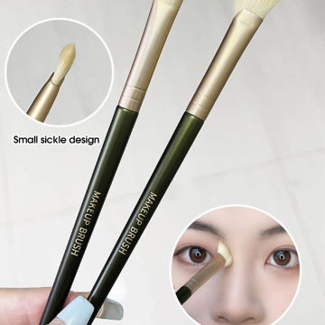 Sickle nose Shadow Brush Bevel Trim brush Side Shadow Faint dye brush nose bridge half fan makeup brush