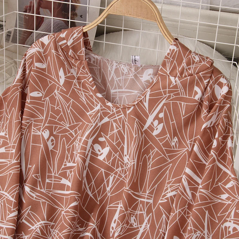 Description Picture 5 of itemFashion Casual Sports Suit Women Summer Thin Loose Hoodie Printed Top + High Waist Drawstring Wide Leg Shorts Two Pieces Suits