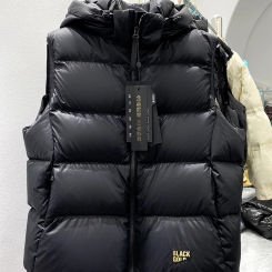 Lagabogy 2023 New Winter Women Black Casual Hooded White Duck Down Short Vest Female Thick Warm Sleeveless Loose Puffer Jacket