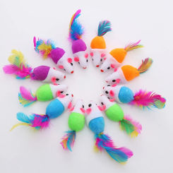 1Pcs Cute Pet Cat Toys False Mouse Pet Cat Toys Mini Playing Toys Lightweight Funny With Colorful Feather Plush Mini Mouse Toy