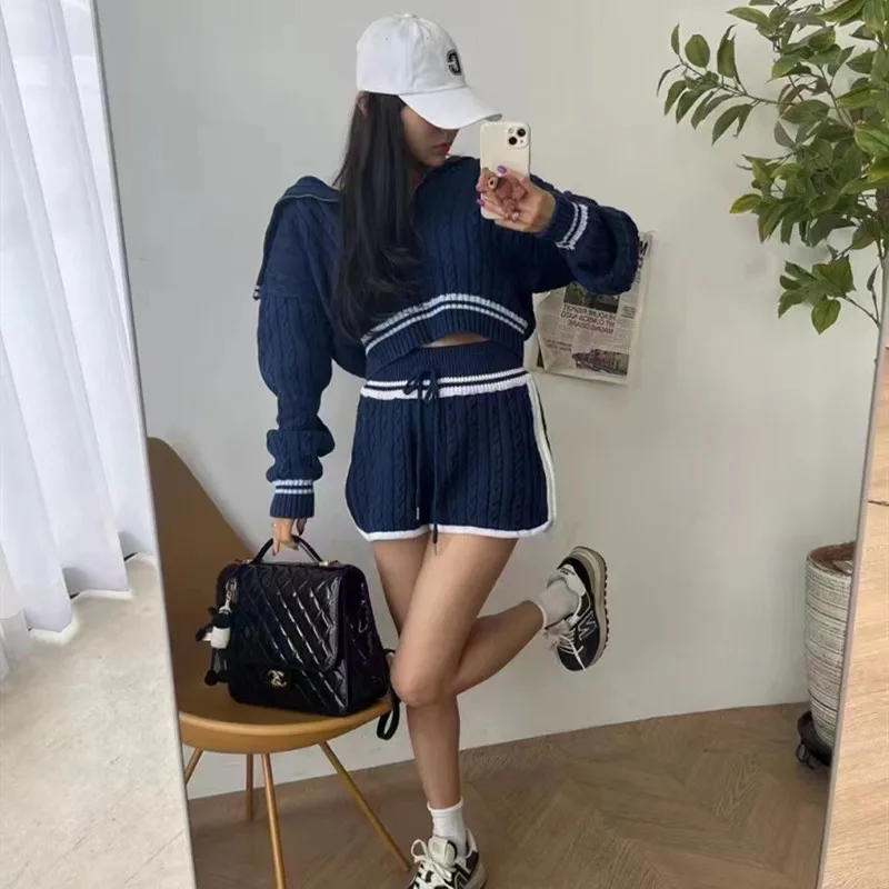 Description Picture 3 of item2023 Autumn Crop Top+Short Pants 2 Piece Sets Women Outfits Korean Knitted Stripe Zipper Two Piece Suits Female Fashion Clothes