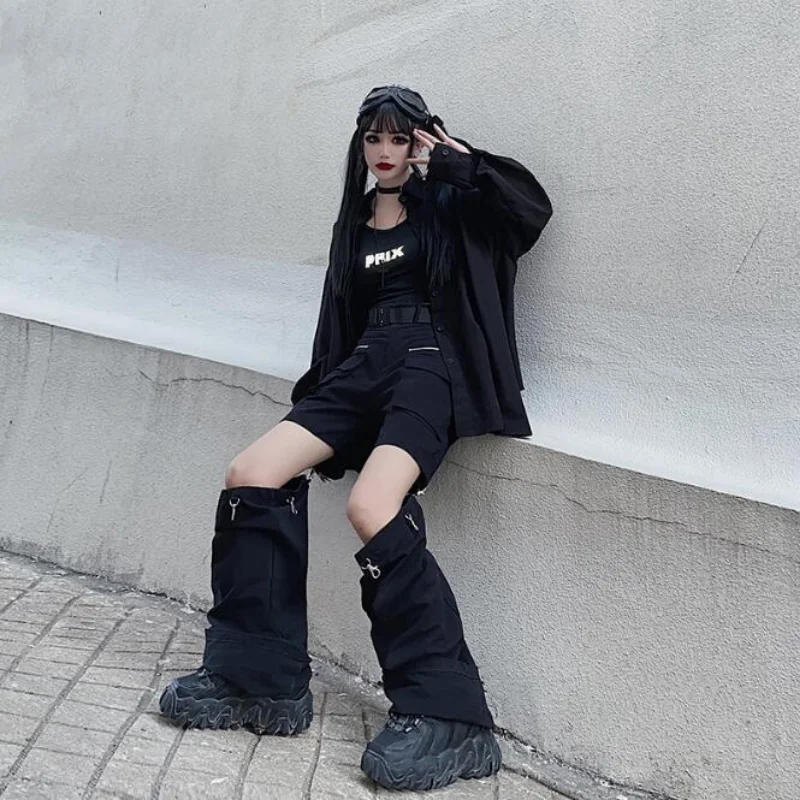 Description Picture 3 of itemGothic Black Cargo Pants Women Punk Oversize Hollow Out Wide Leg Pocket Trousers Fashion Streetwear Female Goth Hip Hop