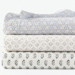 Artful Relaxed Linen Pattern Sheets - Queen - Flat - Green Paisley