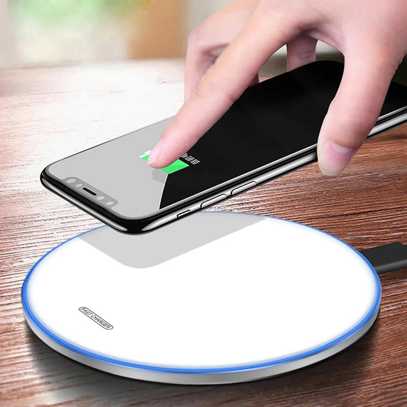 Description Picture 2 of itemNEW 30W Fast Wireless Charger Pad for iPhone 14 13 12 11 Pro Max For Samsung Galaxy S22 S21 S20 S10 S9 Iconic Brand Wireless Charging