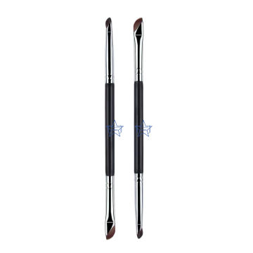 Double Head Eyeliner Brush Sickle Eyeliner Brush Eye Details Lower Eyelid Smudge Brush Angled Eyebrow Liner Makeup Brushes