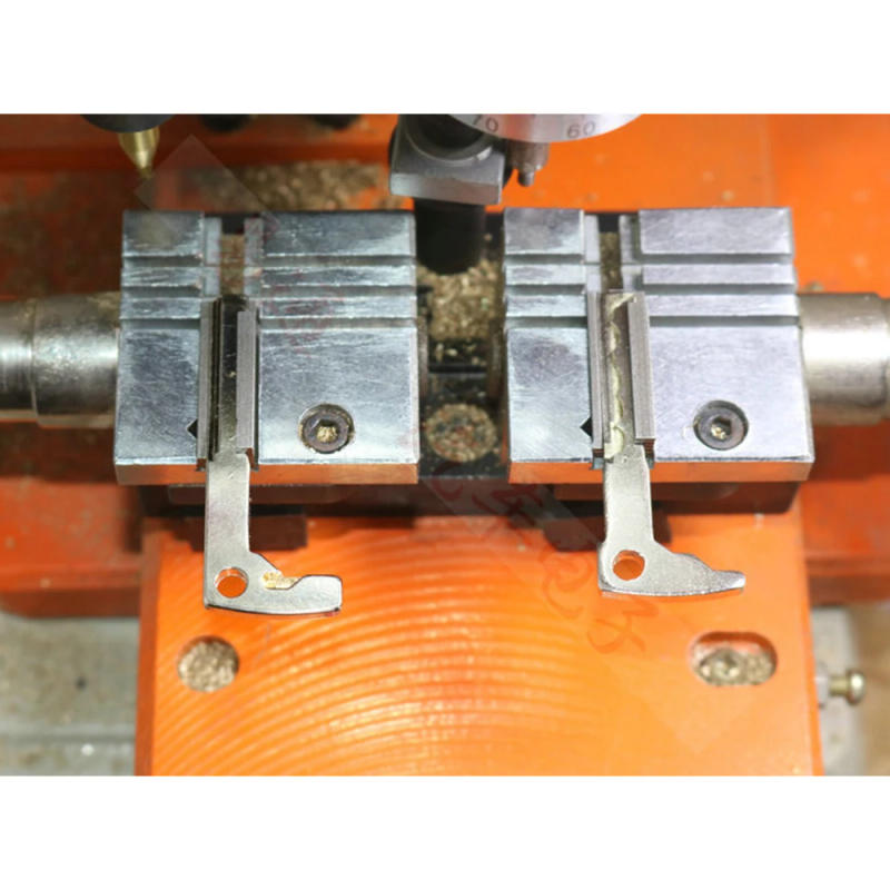 Description Picture 5 of itemCHKJ 2PCS For Mercedes Benz HU64 Duplicating Fixture Clamp Blank Key Cutter Machine Part Key Cutter Machine Locksmith Tools