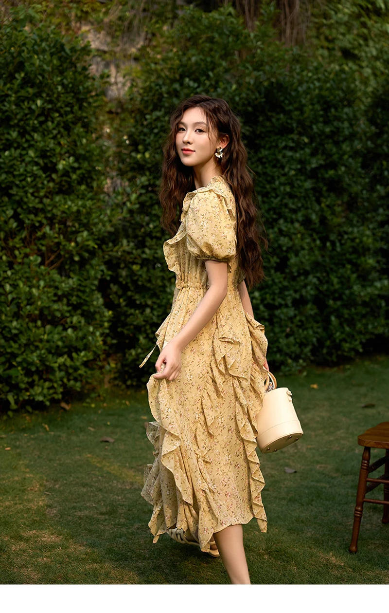 Description Picture 5 of itemMISHOW Women's Floral Dress 2023 Summer Korean Slim Waist Ruffles Retro Female French A-LINE V-Neck Holiday Dresses MXC35L1319