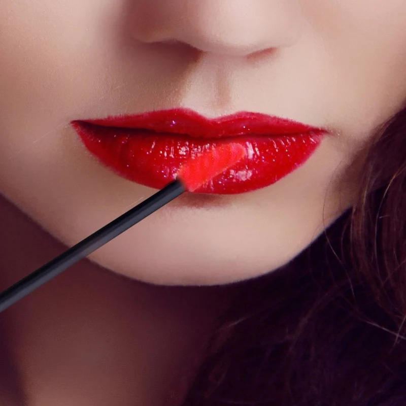 Description Picture 4 of item50/500/1000/2000PCS Disposable Lip Brush Lipstick Lip Color Mascara Stick Applicator Clean Makeup Tool Brand New