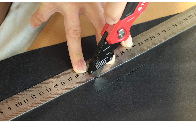 Description Picture 5 of itemT TOVIA Folding Knife Replaceable Utility Knife for Cable Cartons Carboard Boxes Cutter Handle Knife Locking Blades OutdoorTool