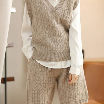 Fashion Suit Spring Autumn 100% Wool Knitted High Quality Thickening Sweater Women Vest Tops And Short Pants Two-Piece Female