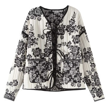New Thicken Cotton Short Coats Woman 2023 Autumn Black Floral Print Warmth Jackets Female Casual High Street Outerwear Chic Tops