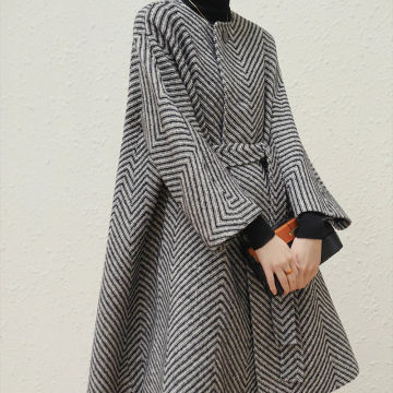 Lautaro Autumn Winter Black and White Zigzag Woolen Coat Women Sashes A Line Loose Elegant Stylish Runway Korean Fashion 2022