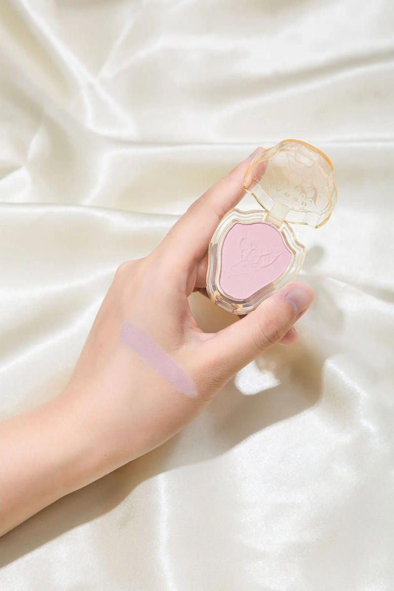Description Picture 4 of itemMonochrome Blush Deer Pattern Peach Face Mineral Pigment Cheek Blusher Powder Makeup Professional Contour Shadow Pink Blusher