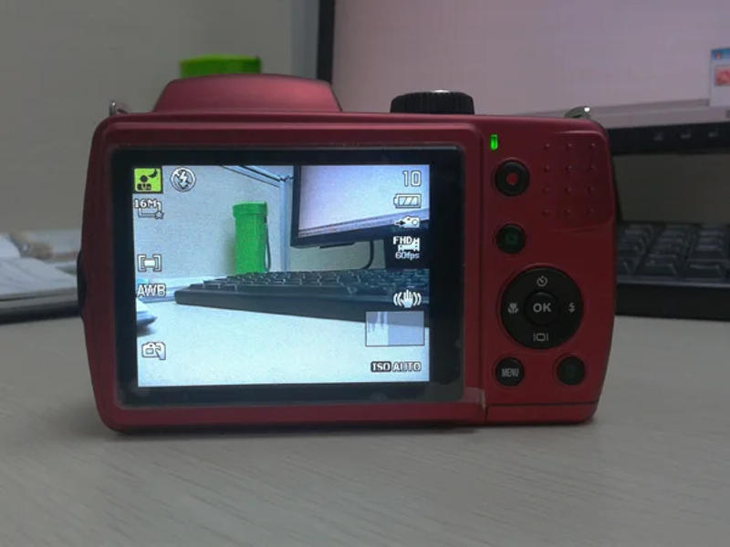 Description Picture 4 of itemWinait Stocked DSLR digital camera with 21x optical zoom