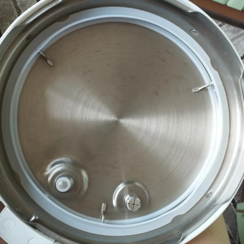 Description Picture 4 of item22cm Silicone Rubber Gasket Sealing Ring For Electric Pressure Cooker Parts 5-6L