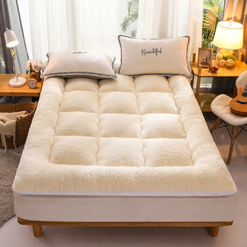 Winter warm thick mattress upholstery high quality household pad quilt tatami floor mattress lamb cashmere mat