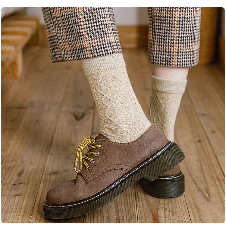 Description Picture 5 of itemWinter Cashmere Wool Woman Socks Solid Japanese Style Harajuku Retro Long Socks Women Girls Thermal Vintage Streetwear Crew Sock