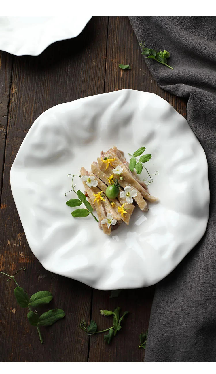 Description Picture 2 of itemCeramic Plate Dish Irregular White Western Cooking Dishes Tableware Household Wavy Dessert Fruit Tray Restaurant Home Decoration