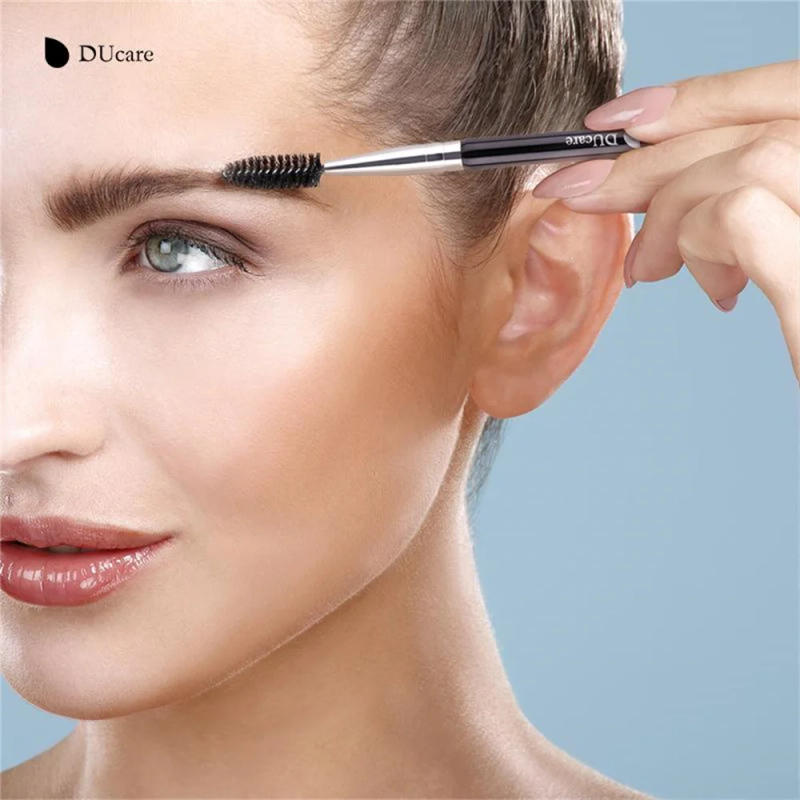 Description Picture 5 of itemDUcare Double-headed Eyelash Brush Eyebrow Comb Professional Makeup Brushes for Eye Brow Eyelash Extension Beauty Make Up Tools