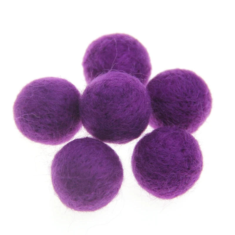 Description Picture 3 of itemRound Wool Felt Balls, Pom Poms, Handmade DIY Christmas Gifts, 3cm, 10Pcs per Lot