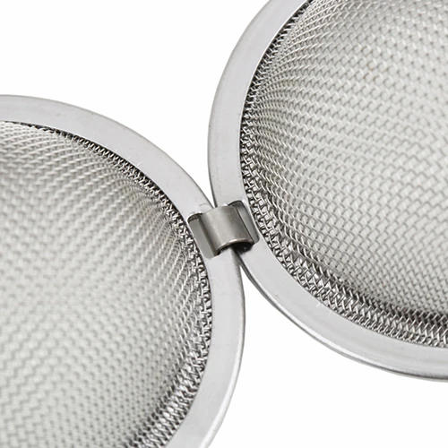 Description Picture 4 of itemStainless Steel Infuser Strainer Mesh Tea Spoon Locking Spice Egg Shaped Ball Tea Strainers New Bar Kitchen Accessories
