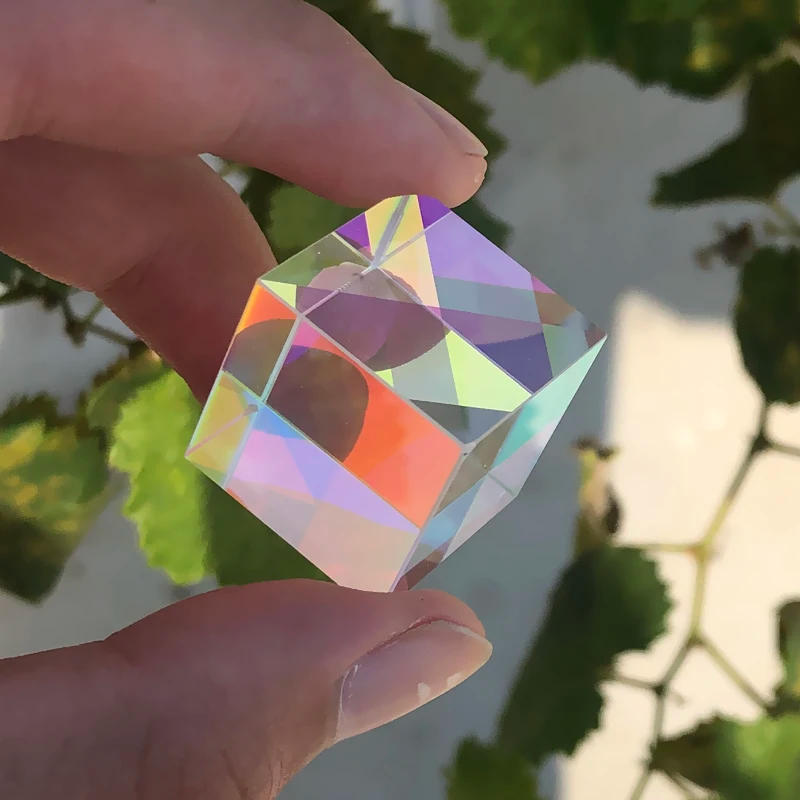 Description Picture 4 of itemGlass Cube 18mm Dichroic Prism X-Cube Prisms for Photographic Beam Splitting  Photography Accessories Decorate Gifts Cute Light