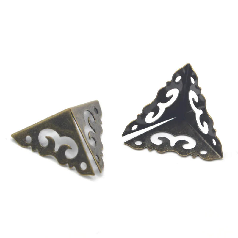 Description Picture 5 of item20Pcs Antique Jewelry Box Corner Wooden Case Corner Protector Bronze Tone Flower Pattern Carved Metal Home Decor Crafts