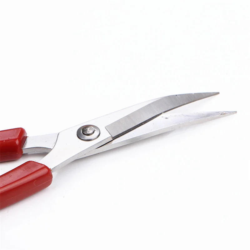Description Picture 3 of item5.5"  Embroidery Scissors for Needlework Cutting Sewing Scissors for Fabric Cross Stitch Tailor's Scissor Sewing Tool Cuts Craft