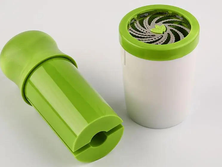 Description Picture 4 of itemParsley Spice Mincer Stainless Steel Manual Herb Mill Vegetable Grinder Chopper Condiment Container Shaker Mills Kitchen Tools