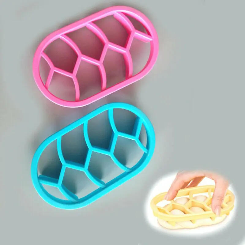 Description Picture 6 of itemCircular Oval Bread Molds Fan Shaped Pastry Cutter Dough Press Bread Roll Form Dough Cookie Cake Baking Kitchen Tool Dropship