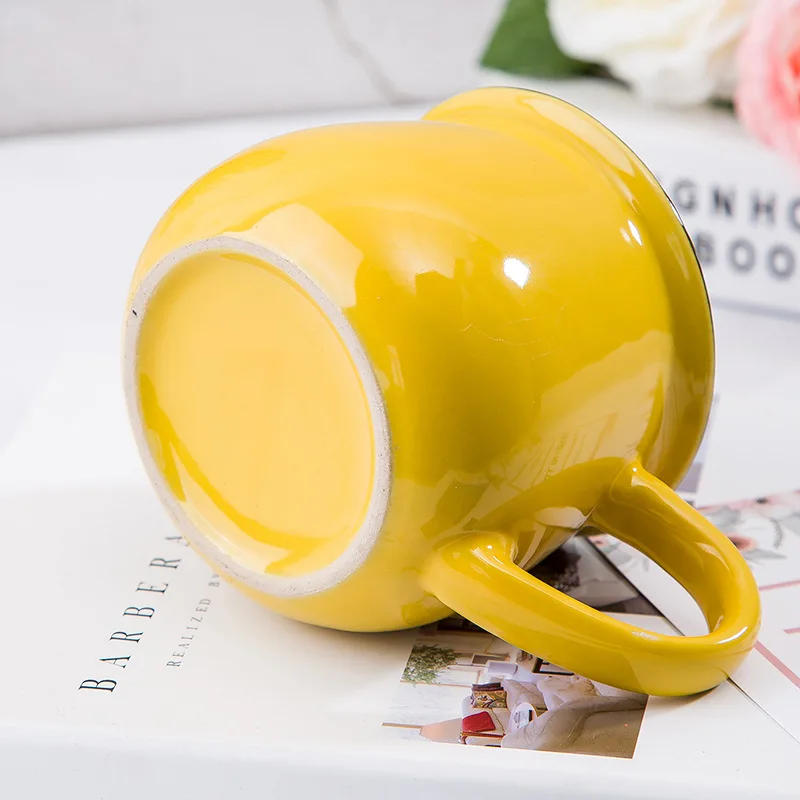 Description Picture 4 of itemHome Office Creative Gift Retro Tea Coffee Eco-friendly Mug High Quality Ceramics Drinking Mugs Ceramics Engraving Red Cups