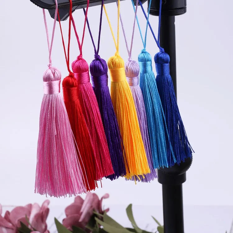 Description Picture 4 of item2/4Pcs 8cm Silk Tassels with Cord Loop Soft Elegant Handmade Silky Floss Tassel Brush Chinese Knot for DIY Craft Jewelry Making