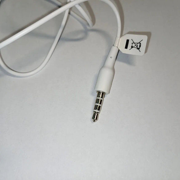 Slide 7fbd37da0c3e49c6b3a98a595d551684