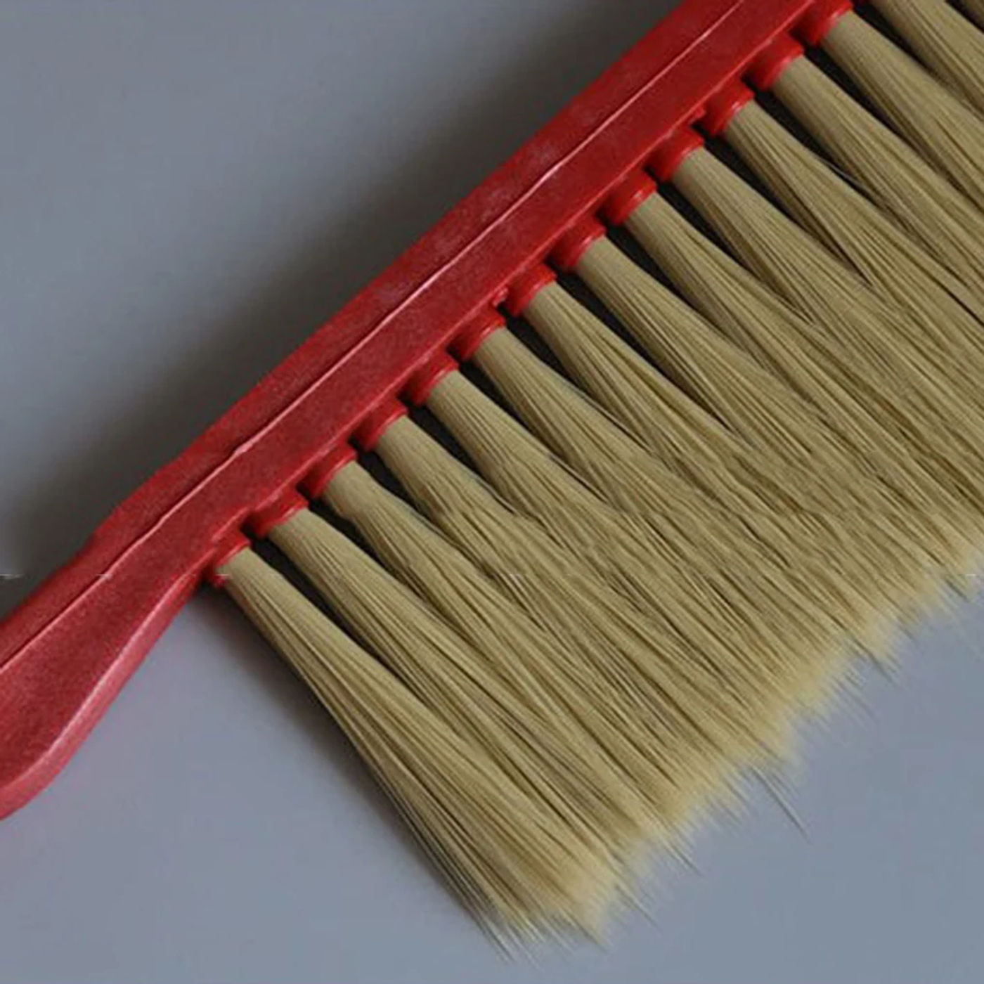 Description Picture 4 of itemNewest Bee Sweeping Brush Long Handle Beekeeping Brush Bee Sweeping Tools Apiculture Accessories High Quality Fashion Brushes
