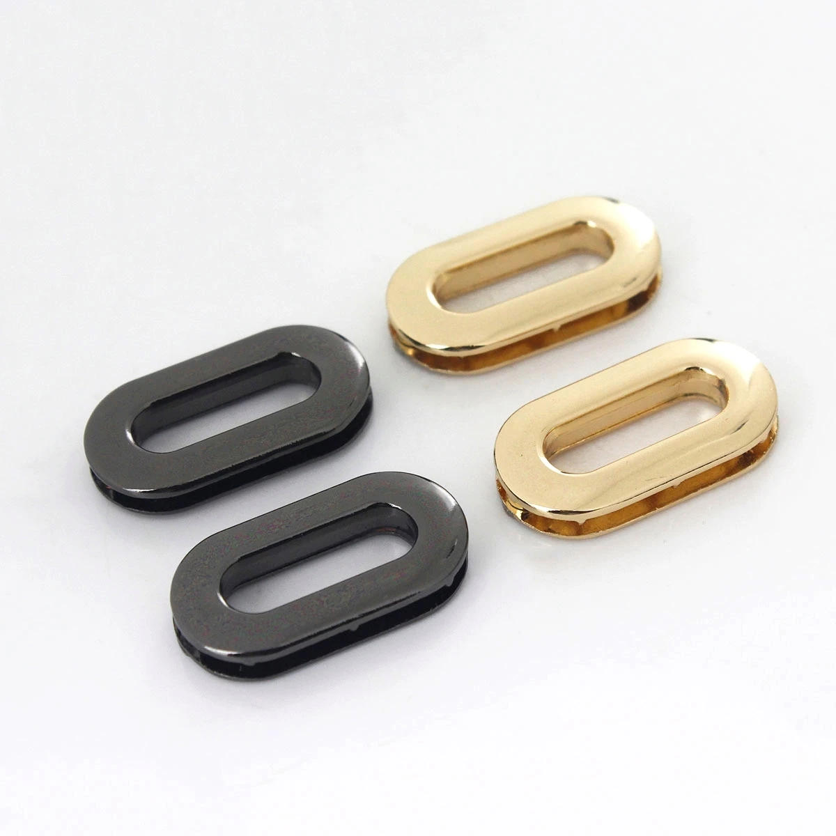 Description Picture 3 of item2pcs Metal Oval Screw Back Eyelets With Washer Grommets Leather Craft Accessory for Bag Garment Shoe Clothes Jeans Decoration