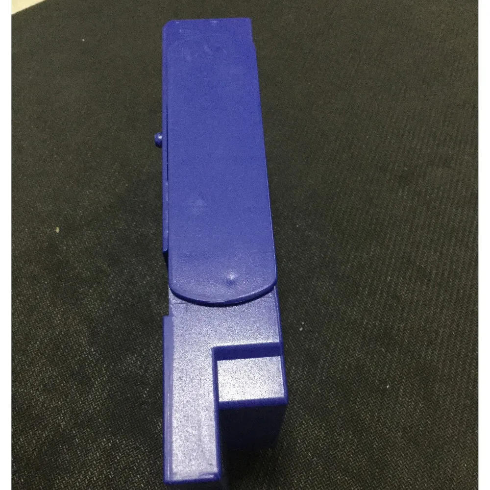 Description Picture 5 of itemSet of 4 Different Color Choice Bridge Playing Cards with Bridge Bidding Box and Bridge Playing Cards Together Play In Tournment